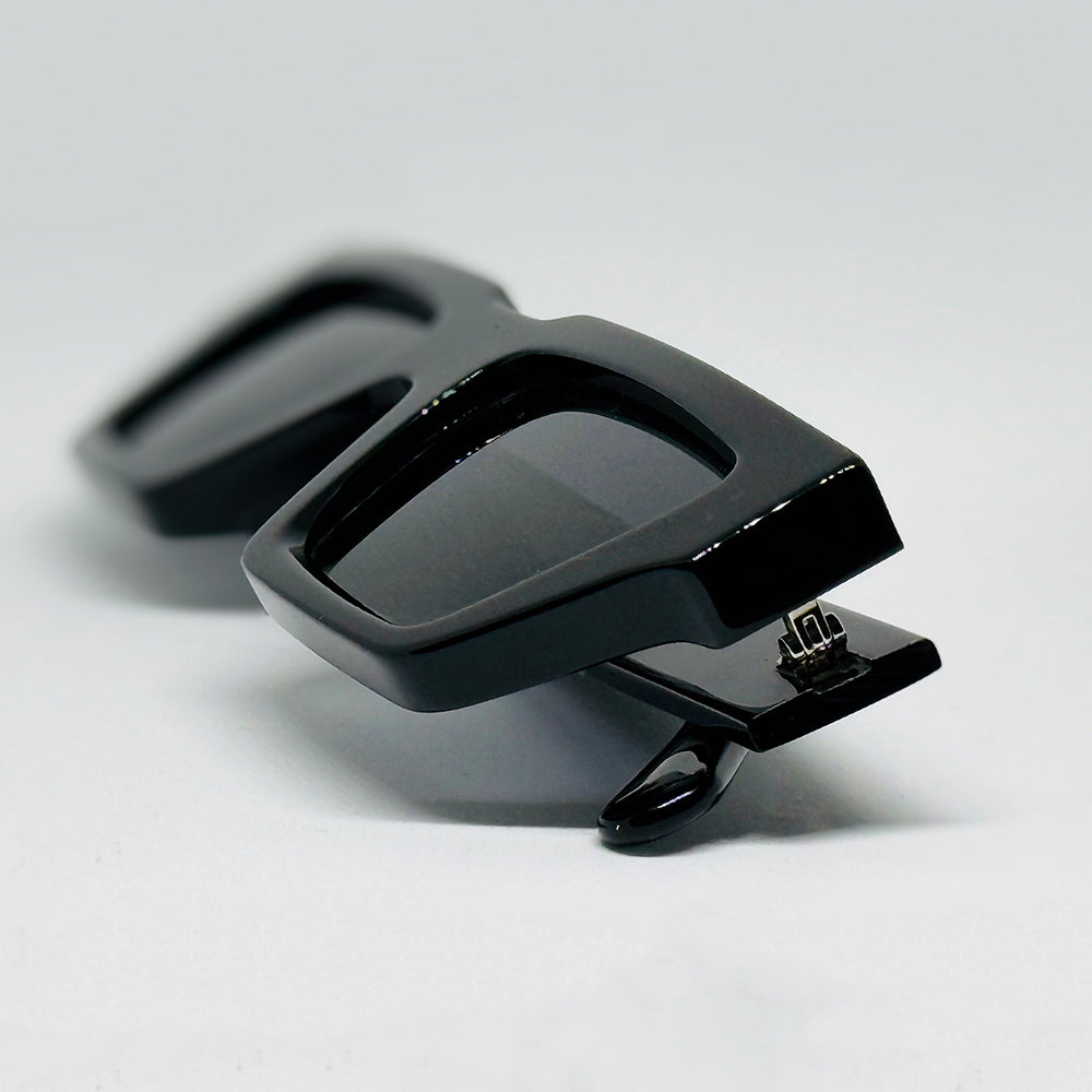 ShadowFrame™ Blackout